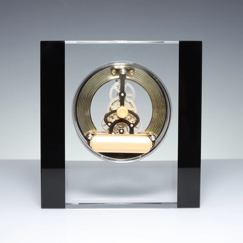 Hot Sale Custom Crystal Desk Clock Engraving Glass Crystal Clock For Gifts Souvenirs supplier