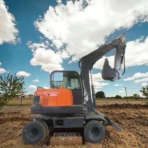 Premium Hydraulic Excavator Wheel Mounted New Unit 1 Year Warranty Engine Motor with Attachment