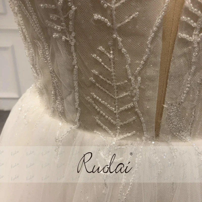 QW01157 Simple Illusion Scoop Neck Beading Lace Wedding Dress Ruffles A-Line Bride Gowns