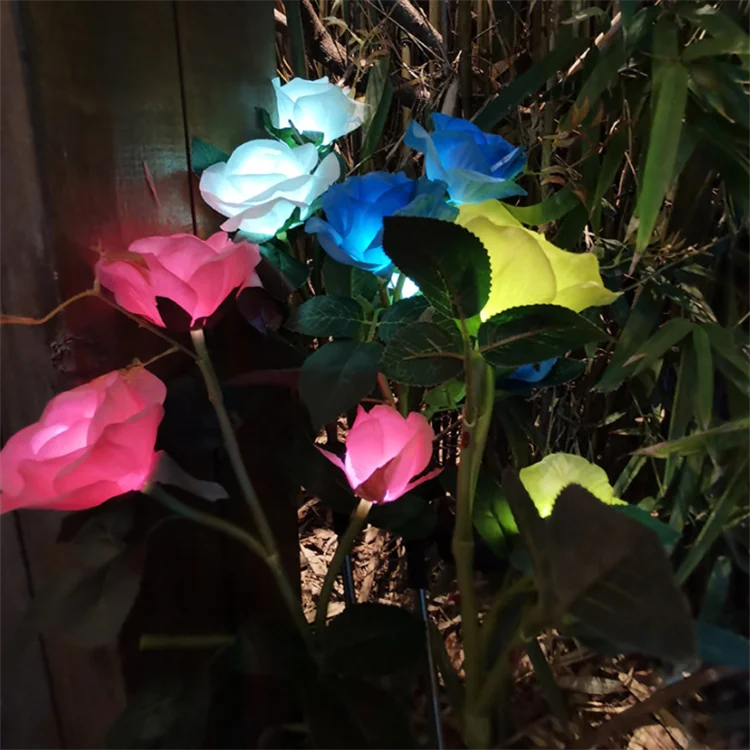 Solar Powered Rose Flower Garden Stake Light LED Solar Rose Lights Outdoor Waterproof for Garden Park Decoration