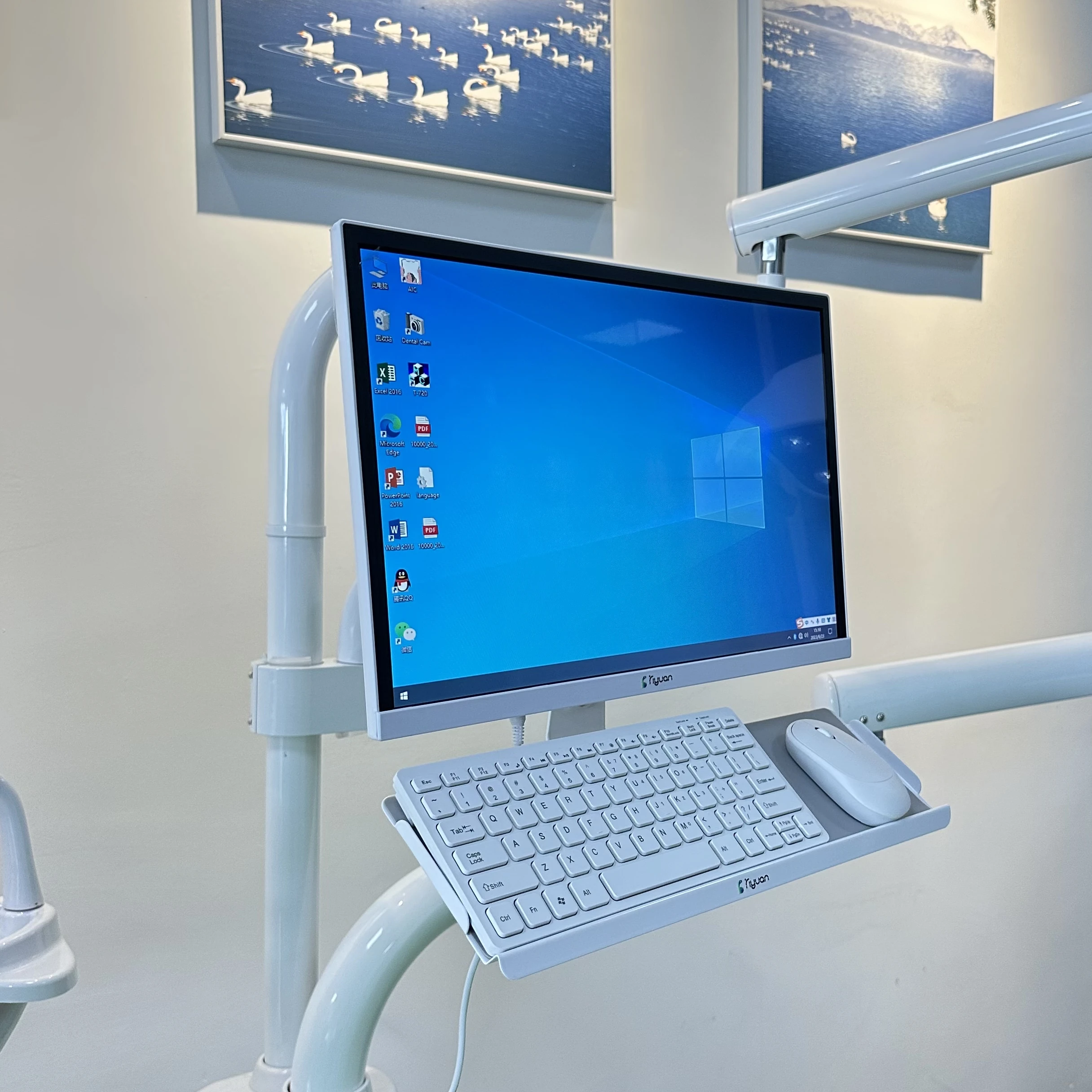 Dental intra-oral camera computer all in one 24-inch touch screen with wireless mouse and keyboard details