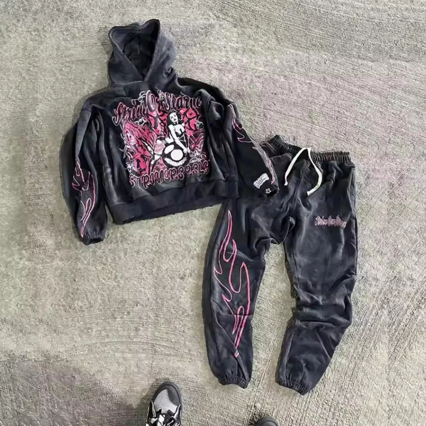 Custom Streetwear Jogging Suits 2 Piece Flare Sweatpants and Hoodie Set Men Distressed Vintage Acid Wash Tracksuit for Men gallery 4