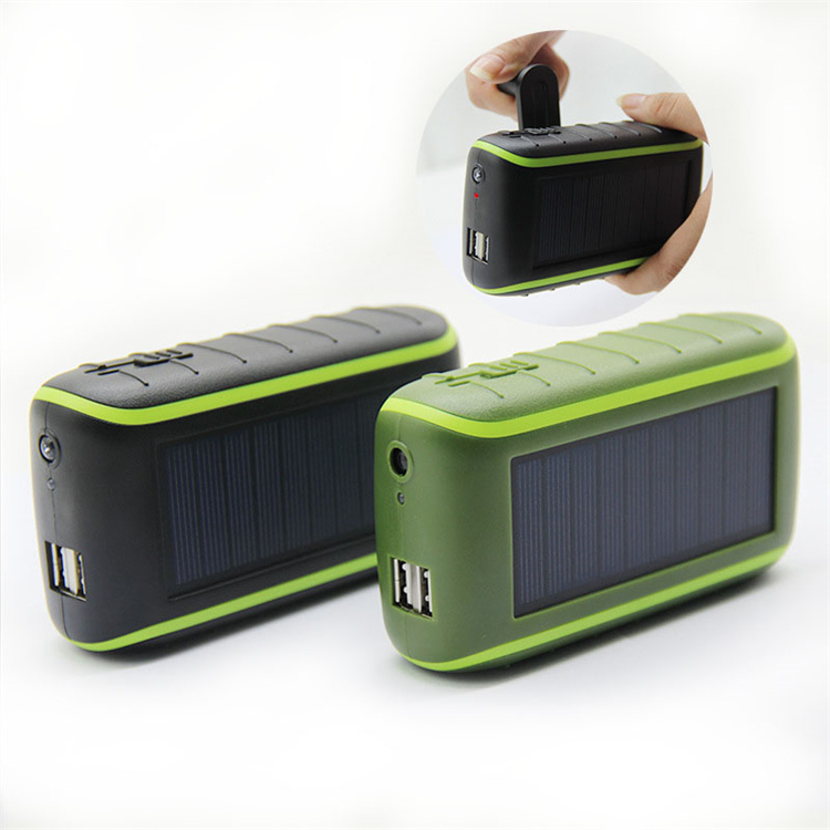 Солнечный зарядный мобильный источник питания со светодиодом заряжает два устройства одновременно