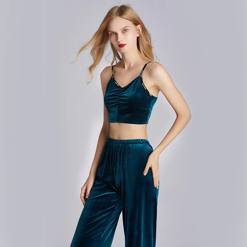 Dropshipping cropped cami tops women streetwear custom trendy sleeveless velvet crop top