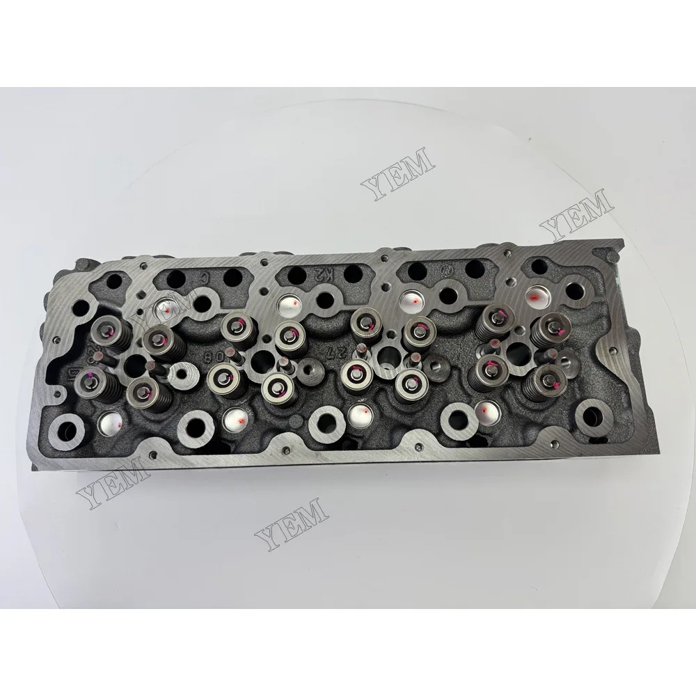 1J701-03036 Cylinder Head Assy for Kubota V2607 Diesel Engine Spare Parts