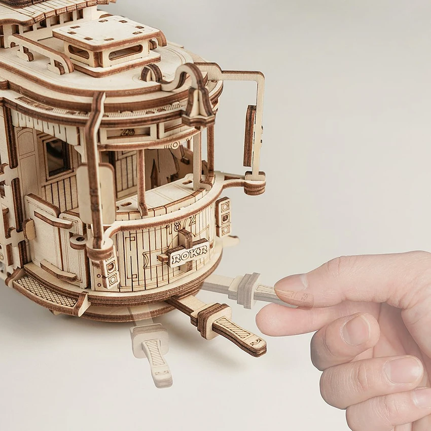 Robotime Rokr Wood Crafts LK801 Classic City Tram Model Kits DIY Assemble Toys 3D Wooden Puzzles for Adults