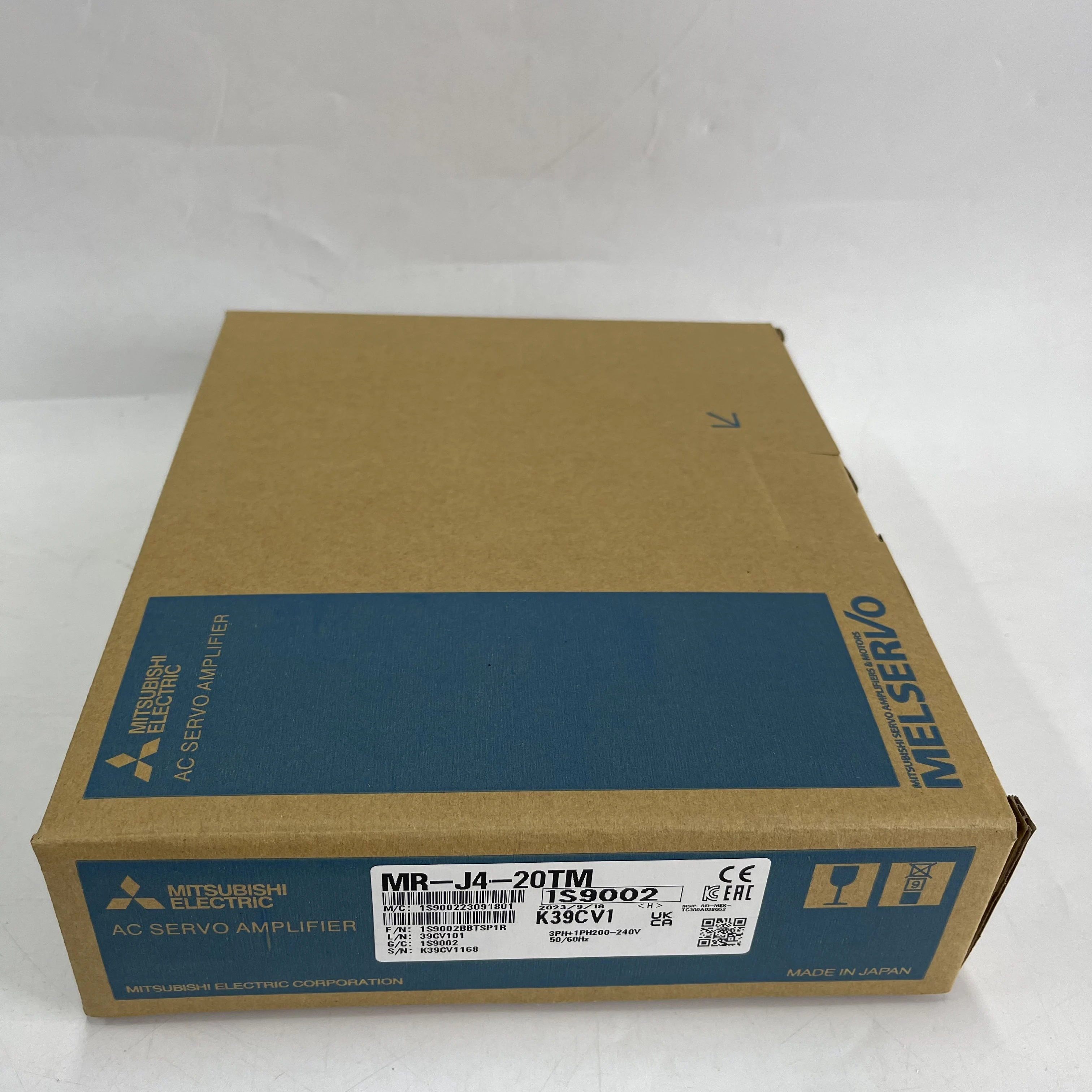 Mitsubishi AC Servo Amplifier MR-J4-20TM Mitsubishi AC Servo Amplifier MR-J4-20TM