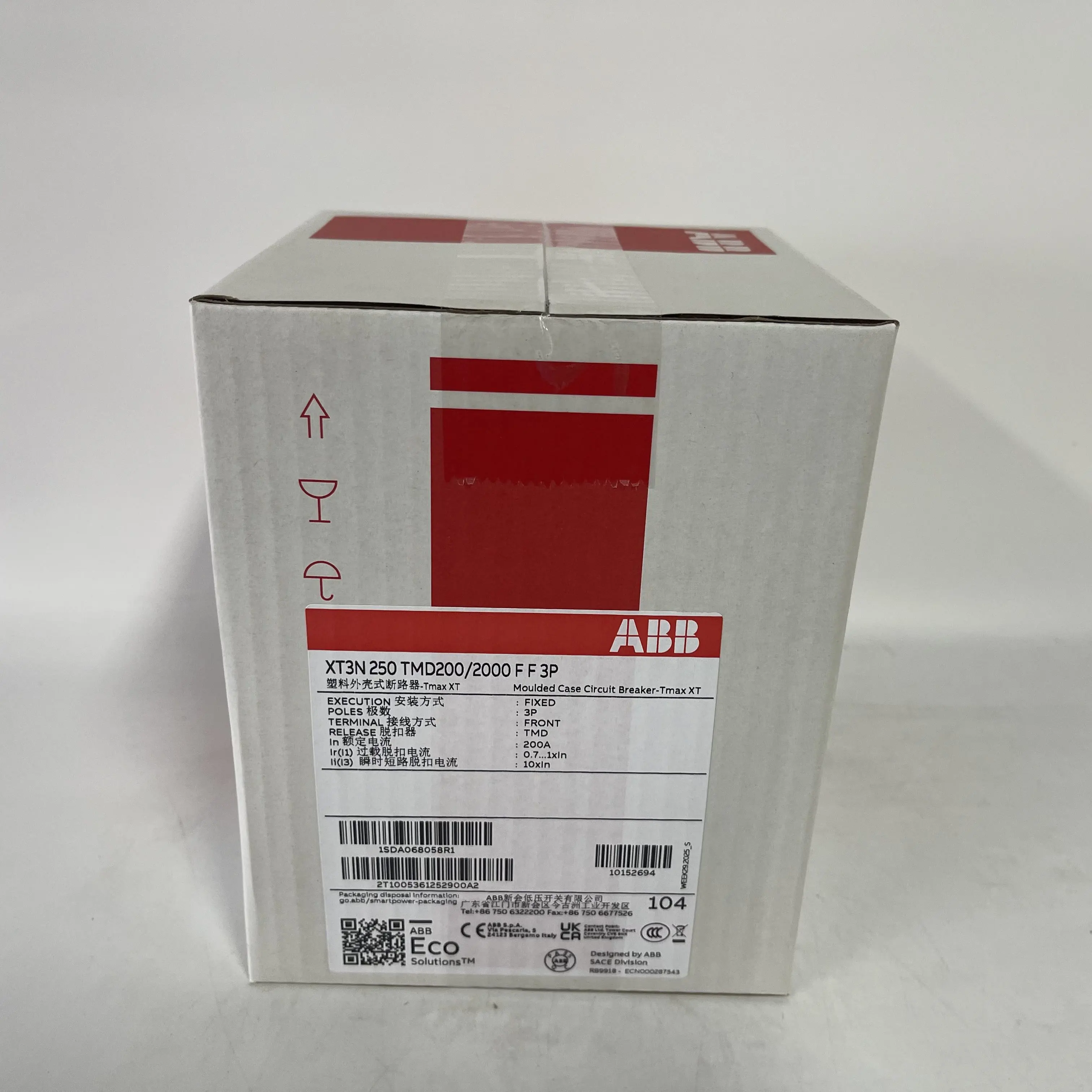 ABB Moulded Case Circuit Breaker XT3N 250 TMD200/2000 F F 3P