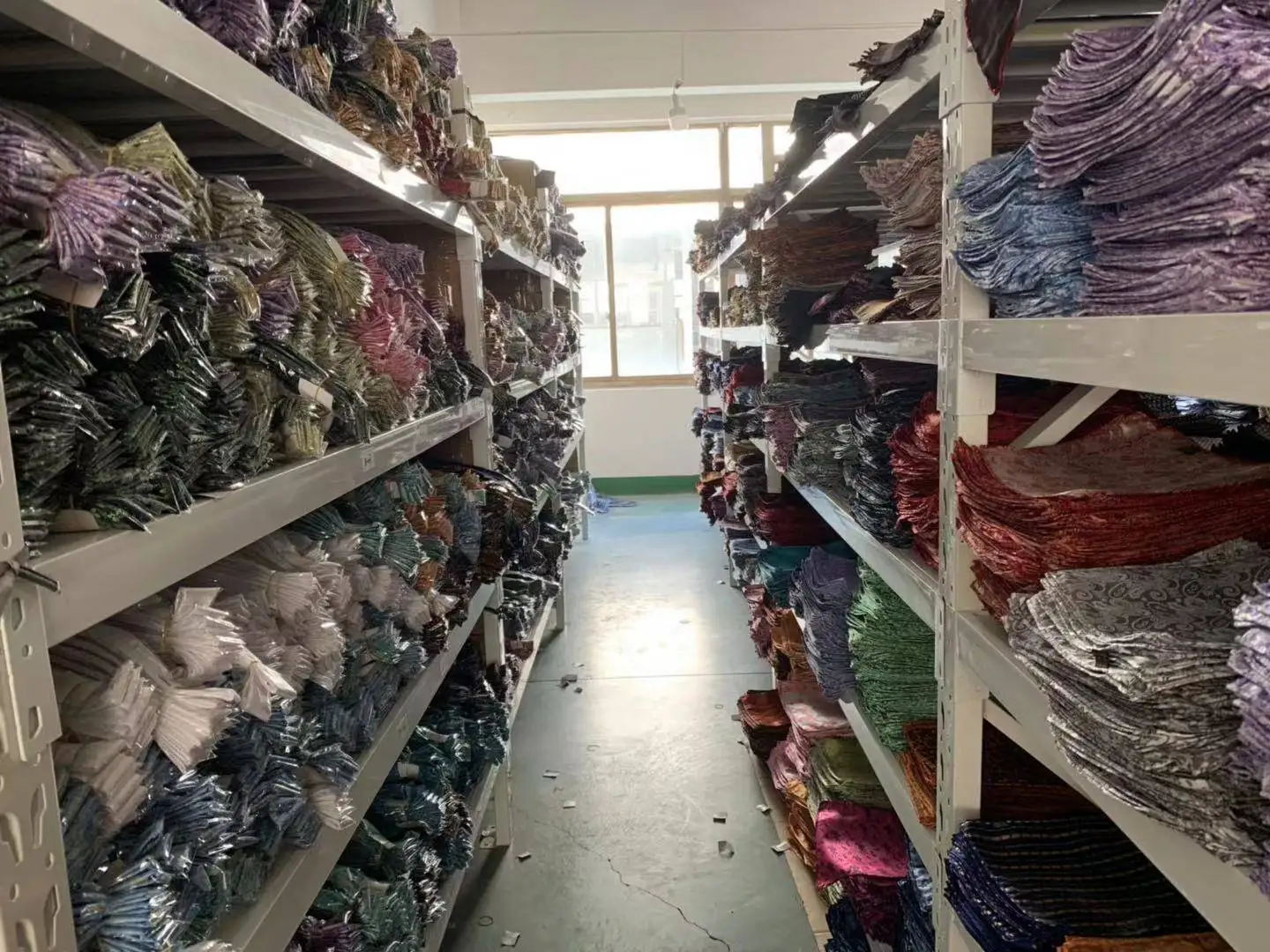Shengzhou Deyao E Commerce Co., Ltd. 2
