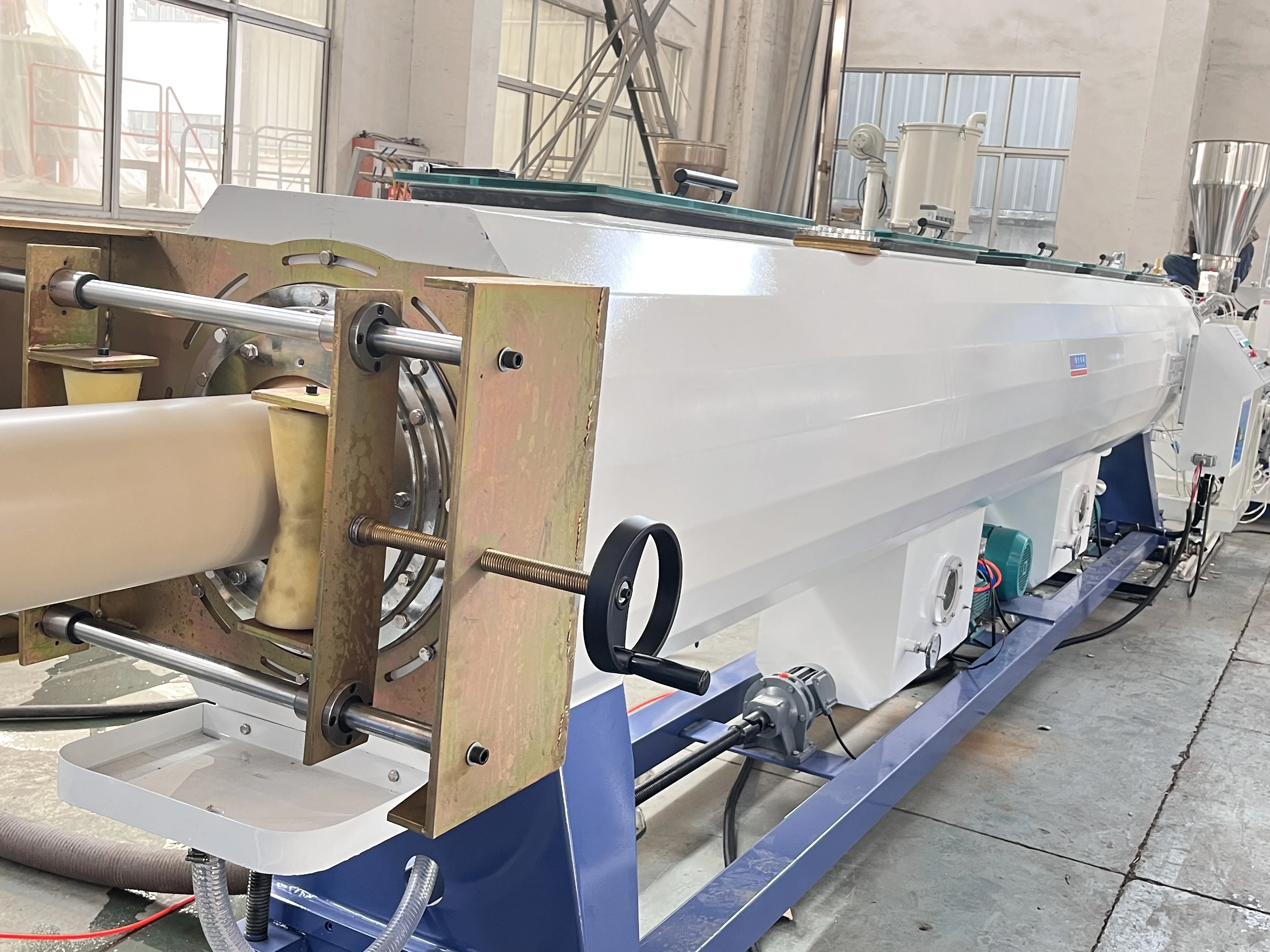 Qiangsheng PE PVC HDPE Gas/Water Garden Discharge Supply Flexible Wire Steel Hose Reinforced Electric Conduit Pipe Tube Machine