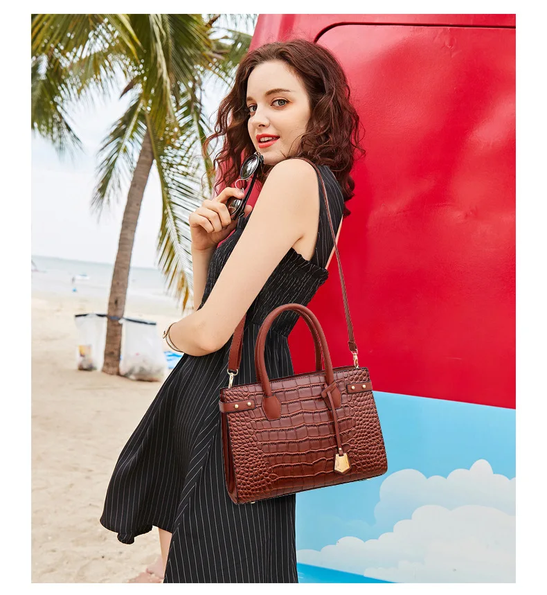 2023 Luxury Ready Stock Wholesale Ladies Large Capacity Messenger Bags Leather Designer Tote Bag