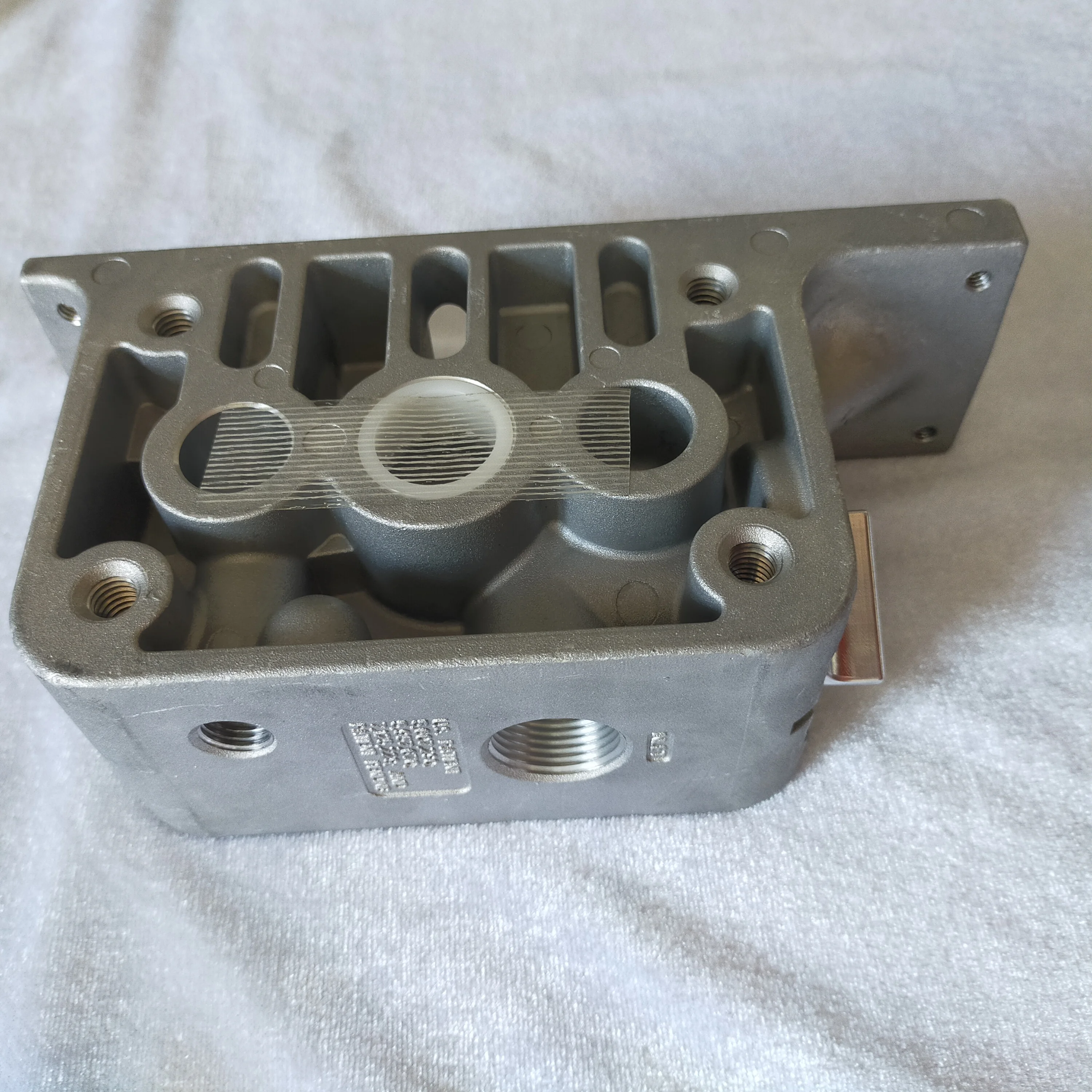 CF 08-3126-01 CENTER Block ASSY