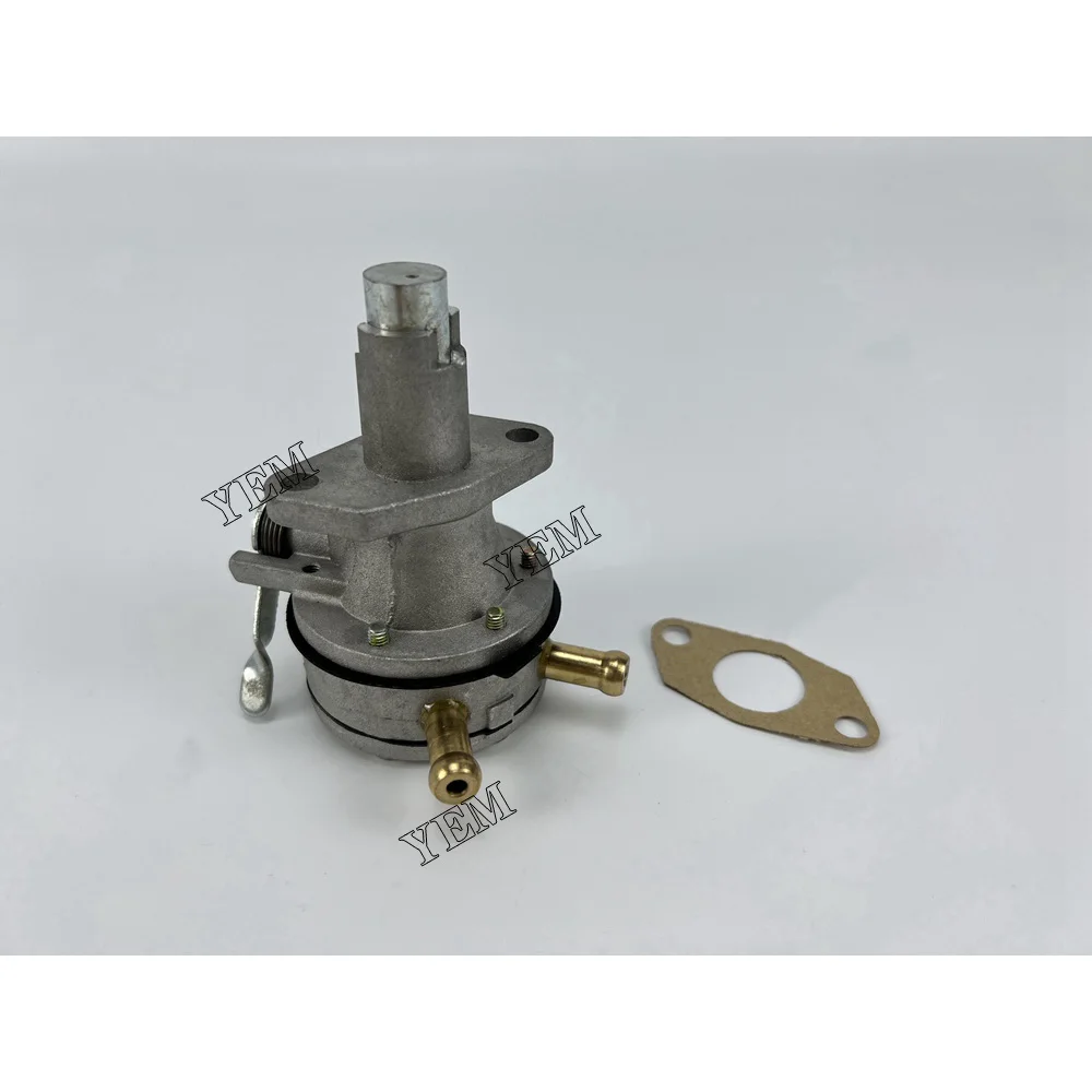 For Kubota Engine D1403 Fuel Feed Pump 16604-5203 19844-52031 Spare Part China Engine Parts Supplier