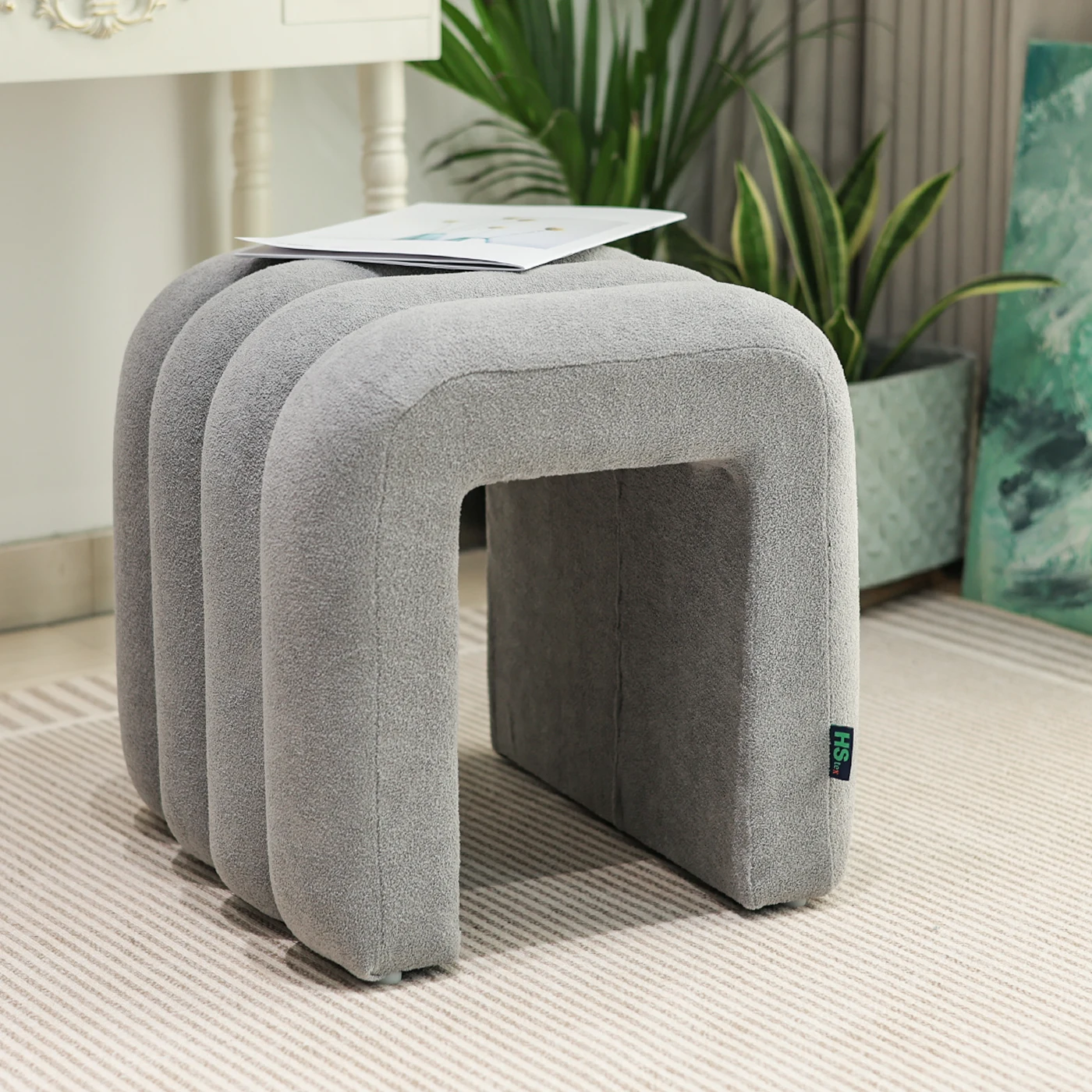 Luxury Space Saving Living Room Furniture Footrest U-shaped Stool Pouf Ottoman