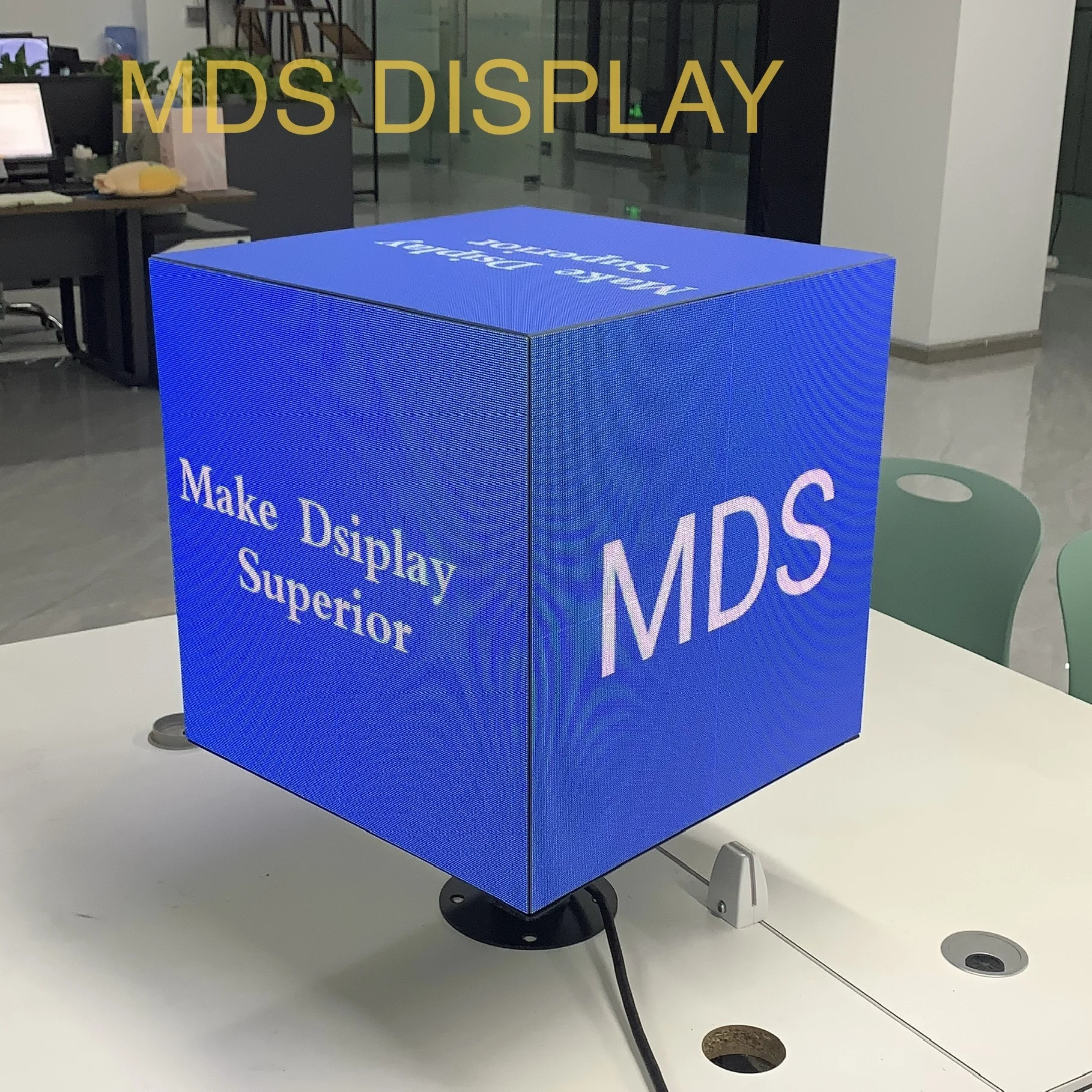 MDS Outdoor INDOOR LED Cube Screen 4 Sides 5 Sides Logo Round LED Sign Advertising Display Exhibition Mall