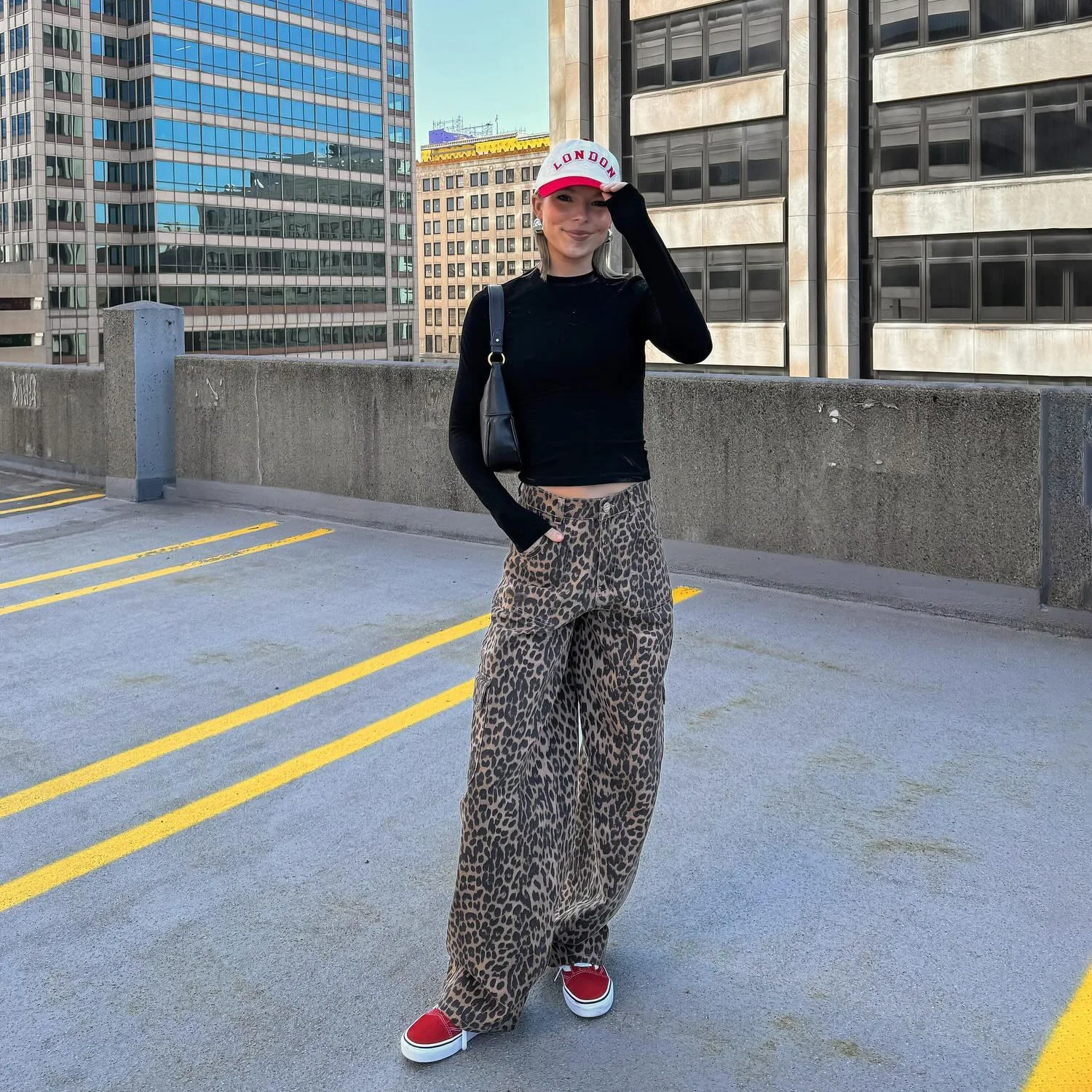 Women's Baggy Barrel Jeans Casual Boyfriend Mid Rise Leopard Printed Wide Leg Denim Ankle Pants