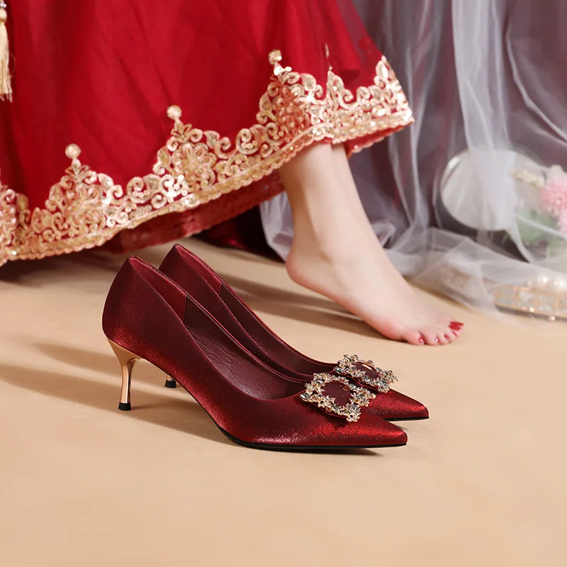 Bridal Shoes - Buy Shoes For Bride and Wedding Sandals Online | Mochi Shoes