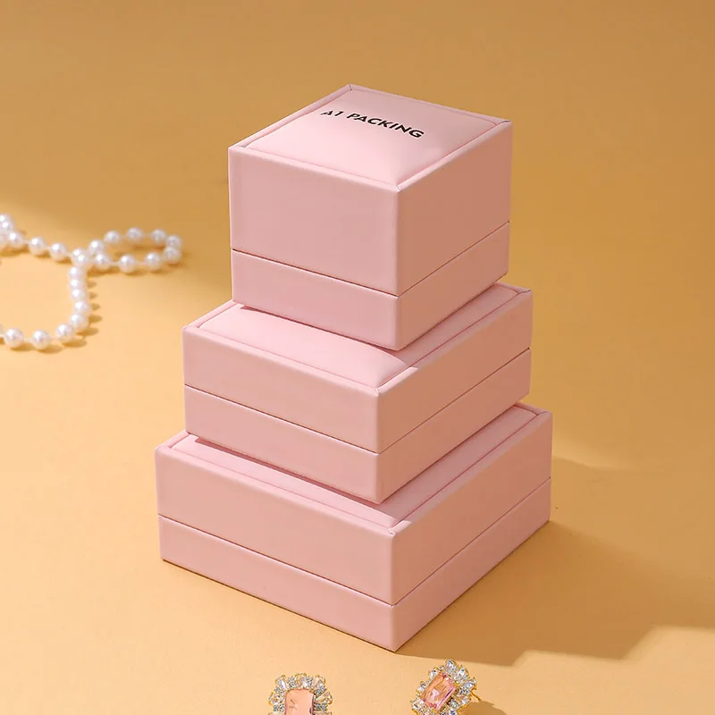 product pu leather  microfiber ring and bracelet box caja joyeria with custom logo pink color sponge insert for jewelry packaging-1