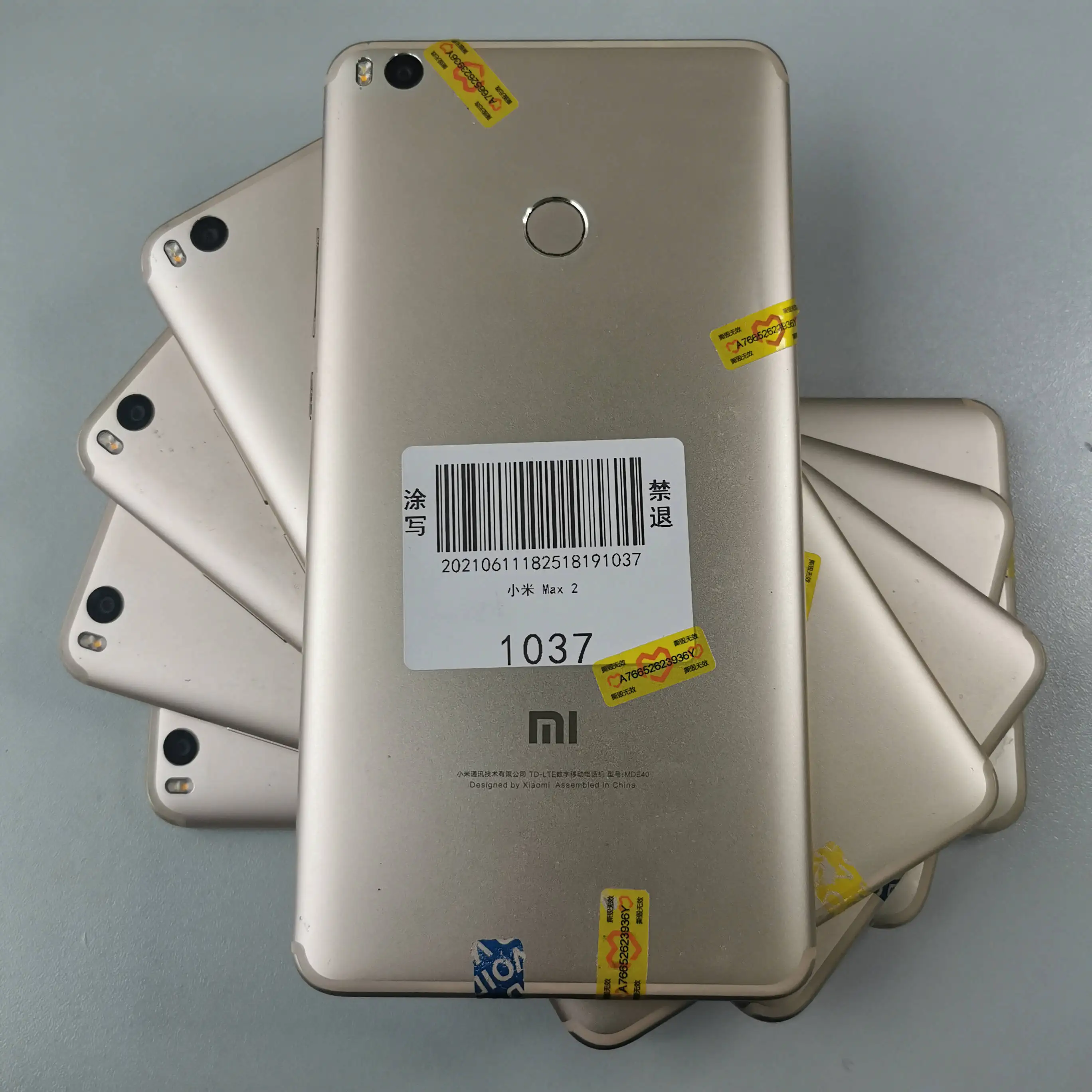 Xiaomi mi max 3GB 32GB 6.44インチ　ケース付 6.44