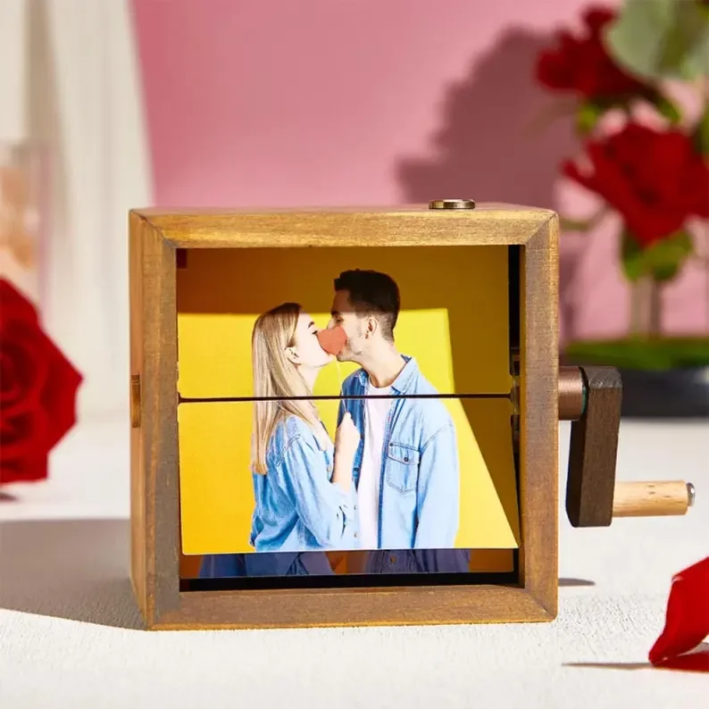 Flip Book Photo Machine Cube Wooden Box 2025 Custom Memory Cube 8 Pages With Light Customized