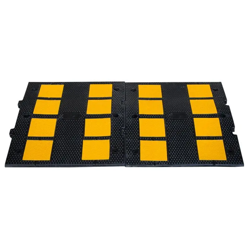 Gummi-Abschottung 500*600*30 MM Verdickte Verbreiterte Geschwindigkeitsbegrenzer Fahrbahn Straßenpolster