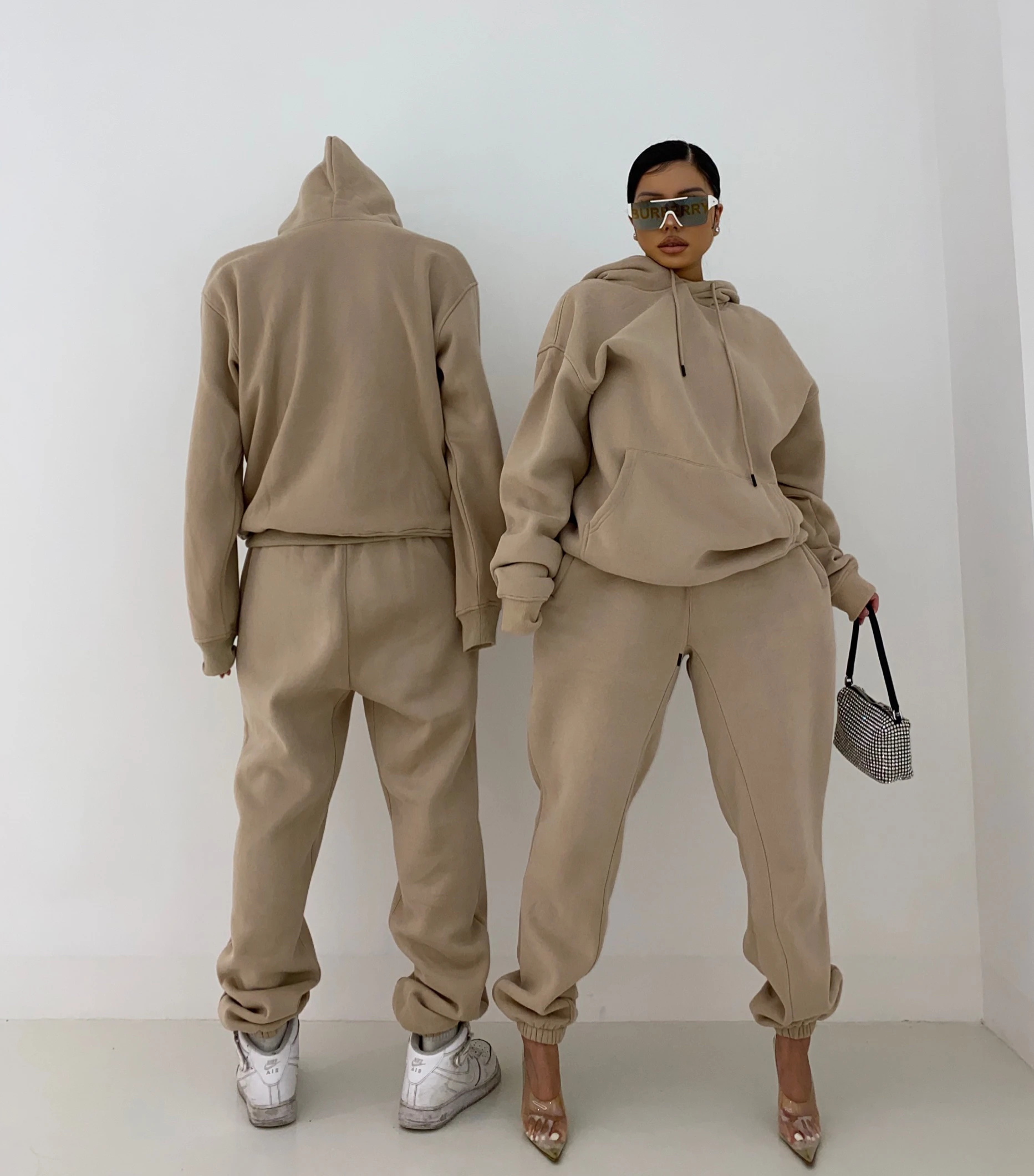 L286105 Women Winter Clothes Casual Khaki Thick Hooded Sweatpants Two Piece  Outfits Set - China Two Piece Outfits Set and Two Piece Set price