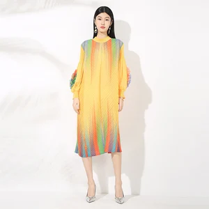 Miyake Pleated Dress 2025 Autumn New Women's Elegant Dress Elastic Printed Sleeves Flower Loose Mid-length Dress