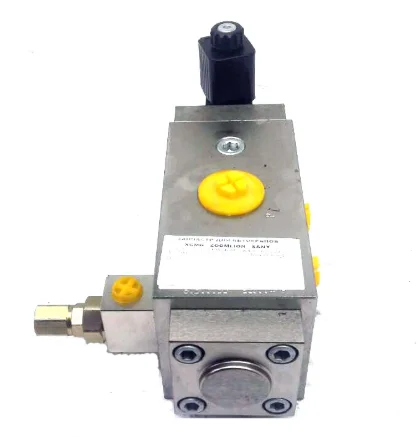 Truck Crane Parts 10100394 XZZX-B202 803000193 Hydraulic Two Way