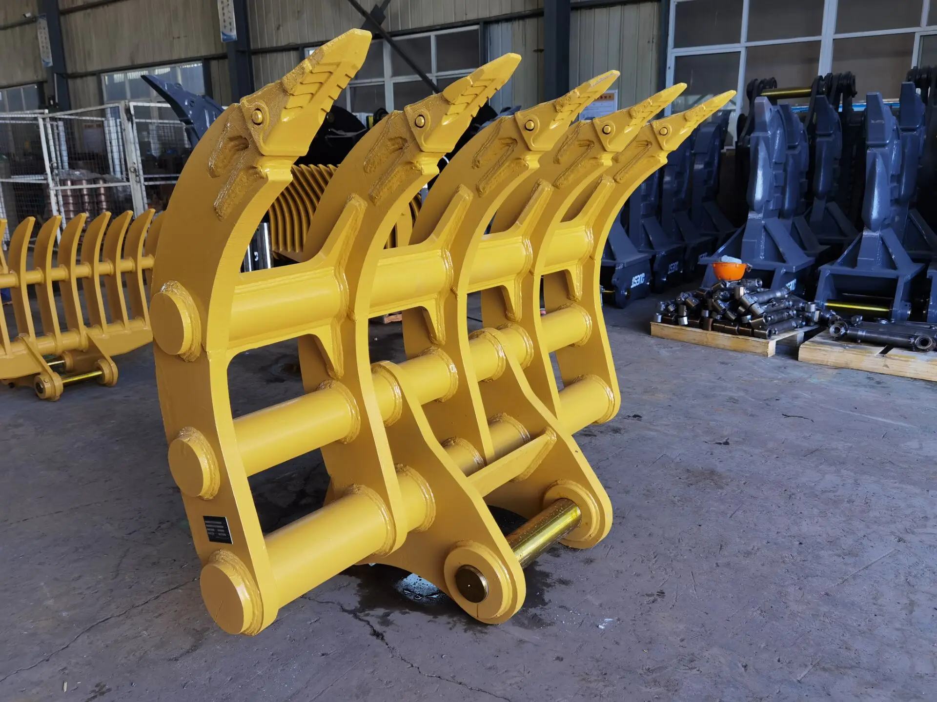 1000mm- 2400mm Excavator Root Rake 1-80T Root Rake For Mini Excavator