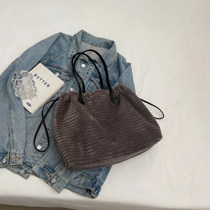 Winter New Women’s PVC Large Capacity Tote Bag Stitching Splicing Drawstring Closure Single-Shoulder Strap Polyester Lining