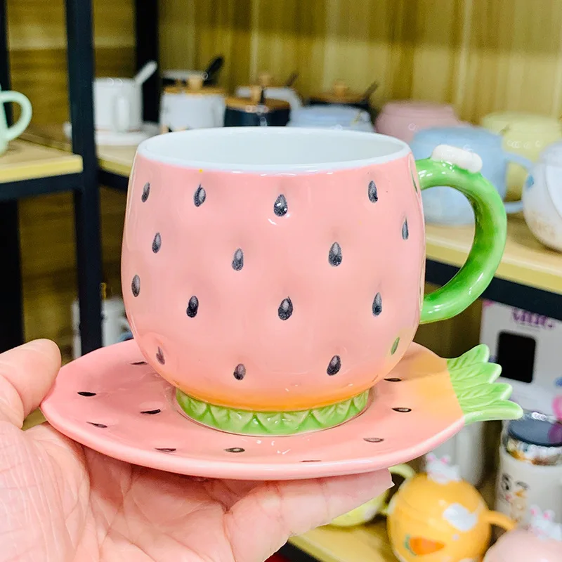 Strawberry shape Coffee mug Ceramic cup cartoon Breakfast