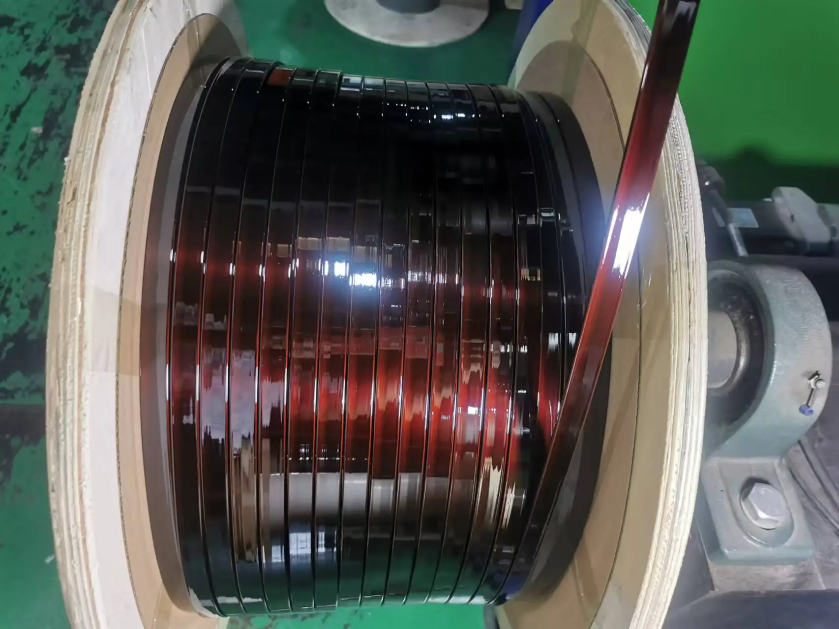 Class 130 polyester enameled aluminum flat wire