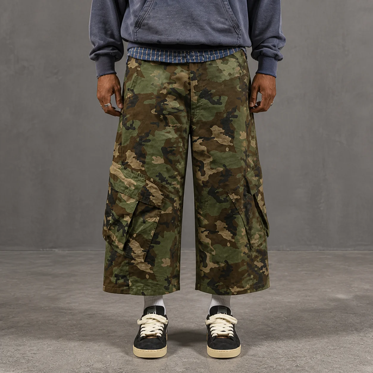 Wholesale Green Camo Cargo Pants Men Cropped Baggy Wide Leg Multi Pocket Utility Outdoor Casual Streetwear Men Cargo Pants