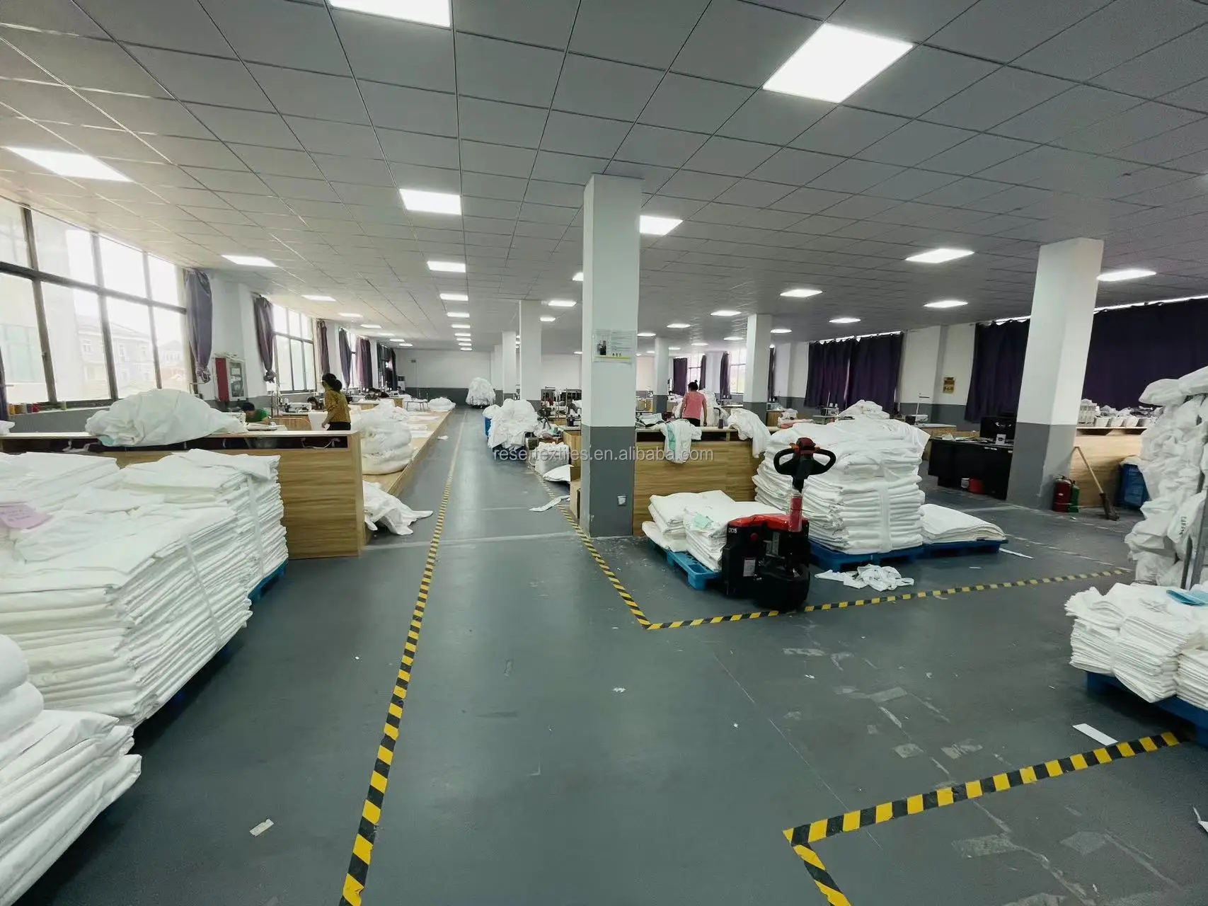 Goose Down Quilted Comforters Extra Fluffy White Duvet Insert Soft Breathable Eco-friendly All Season Hotel Luxury Bedding