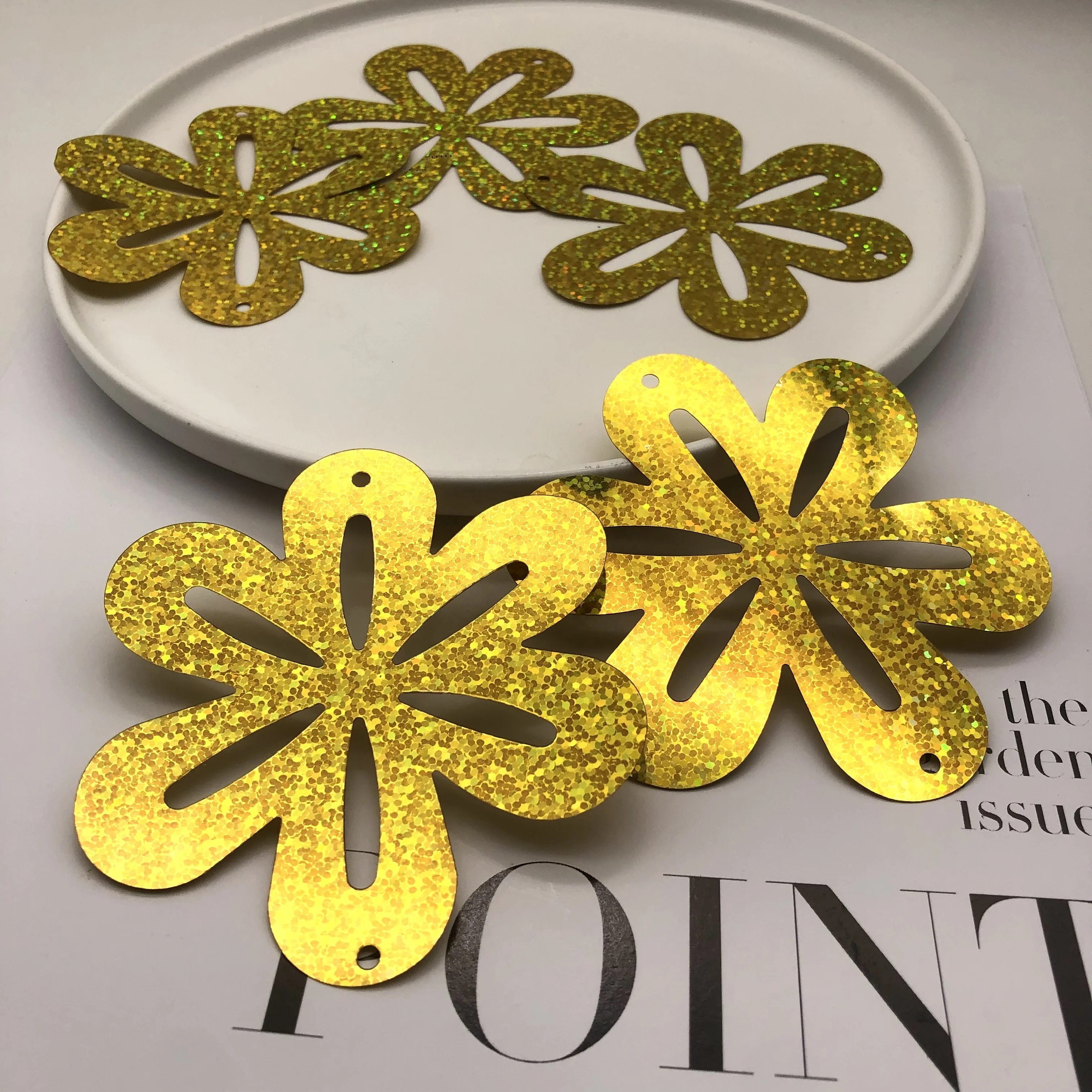 Оптовая продажа, пайетки из ПВХ с большими блестками, 60 мм, для аксессуаров для одежды