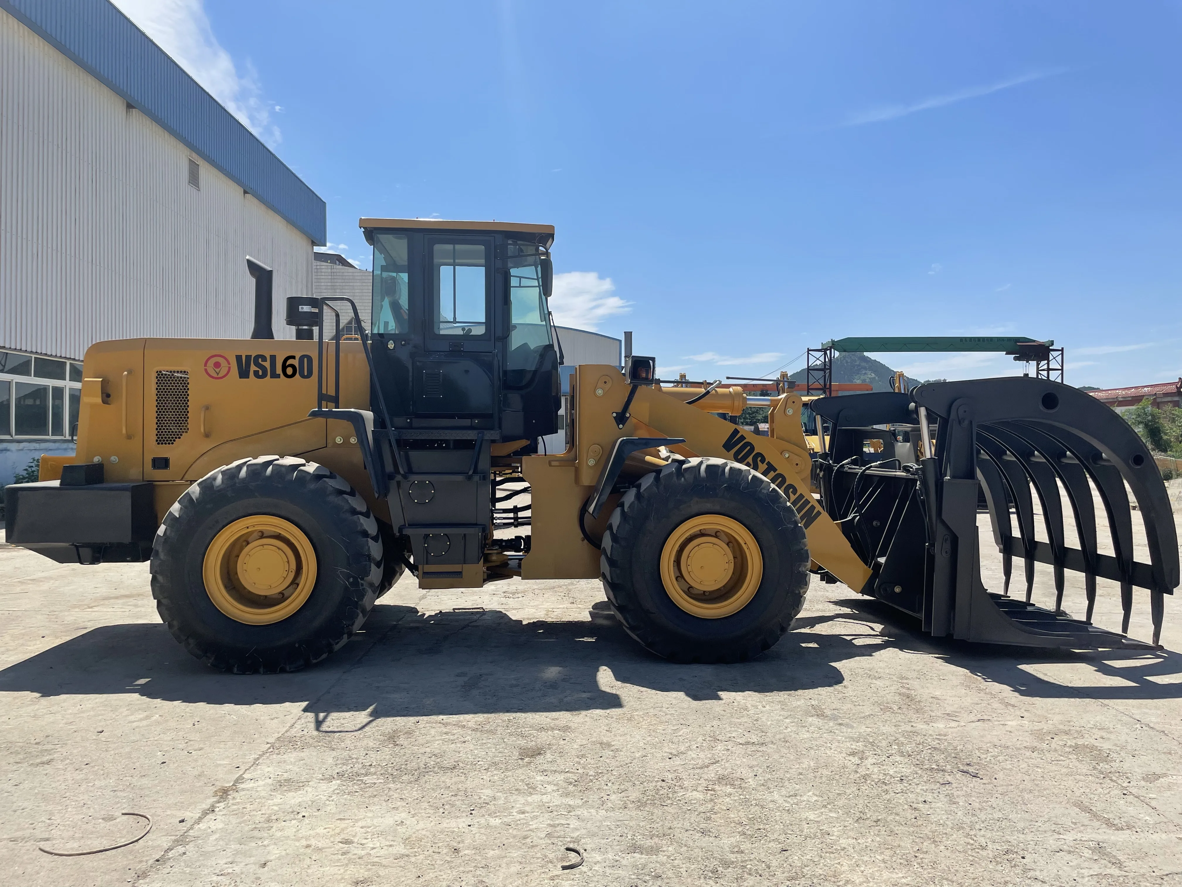 Timber Wood Log Grab Hydraulic Rotating Clamp Wheel Loader Grapple for Sale