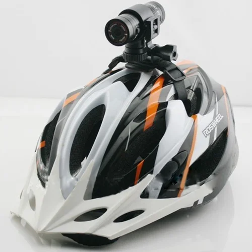 bike helmet dash cam myGEKOgear by Adesso Moto Snap 1080p Motorcycle Camera with APP for Instant in lithium battery Battery capacity Dash Cam Cycle Helmet Cam