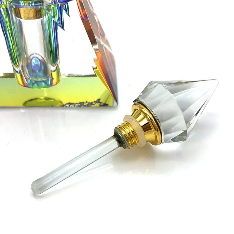 Custom Polished 3ml Triangular Pyramid Shaped Crystal Perfume Bottle Rainbow Glass Oil Bottle Perfume
