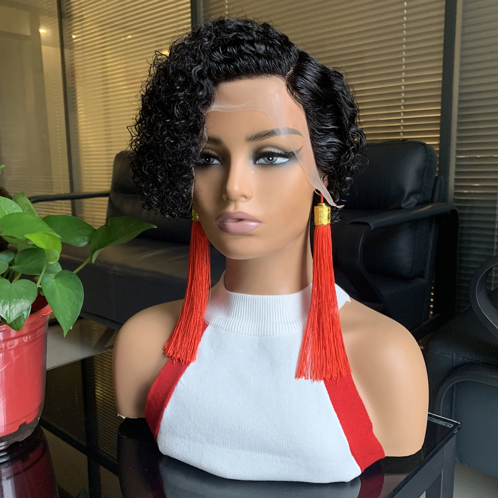 Factory New Design Short Pixie Curl HD Lace Front Remy Human Hair Wig Perruque Pixie Cut Lace Front Wigs for Black Women Vendor