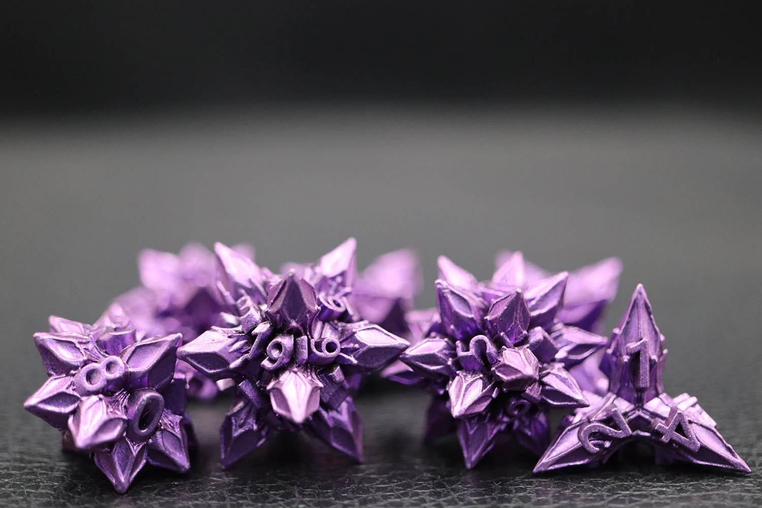 Best Price DND All-Purple Carved Spiky Metal Dice Set Zinc Alloy Pointed Corner Dice in Stock manufacture