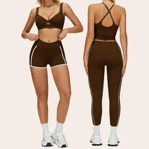 Custom 4-Piece Active Yoga Sets Crop Top Sport Bra Gym Fitness Sets With Side Pockets Shorts Lightweight Yoga Sets