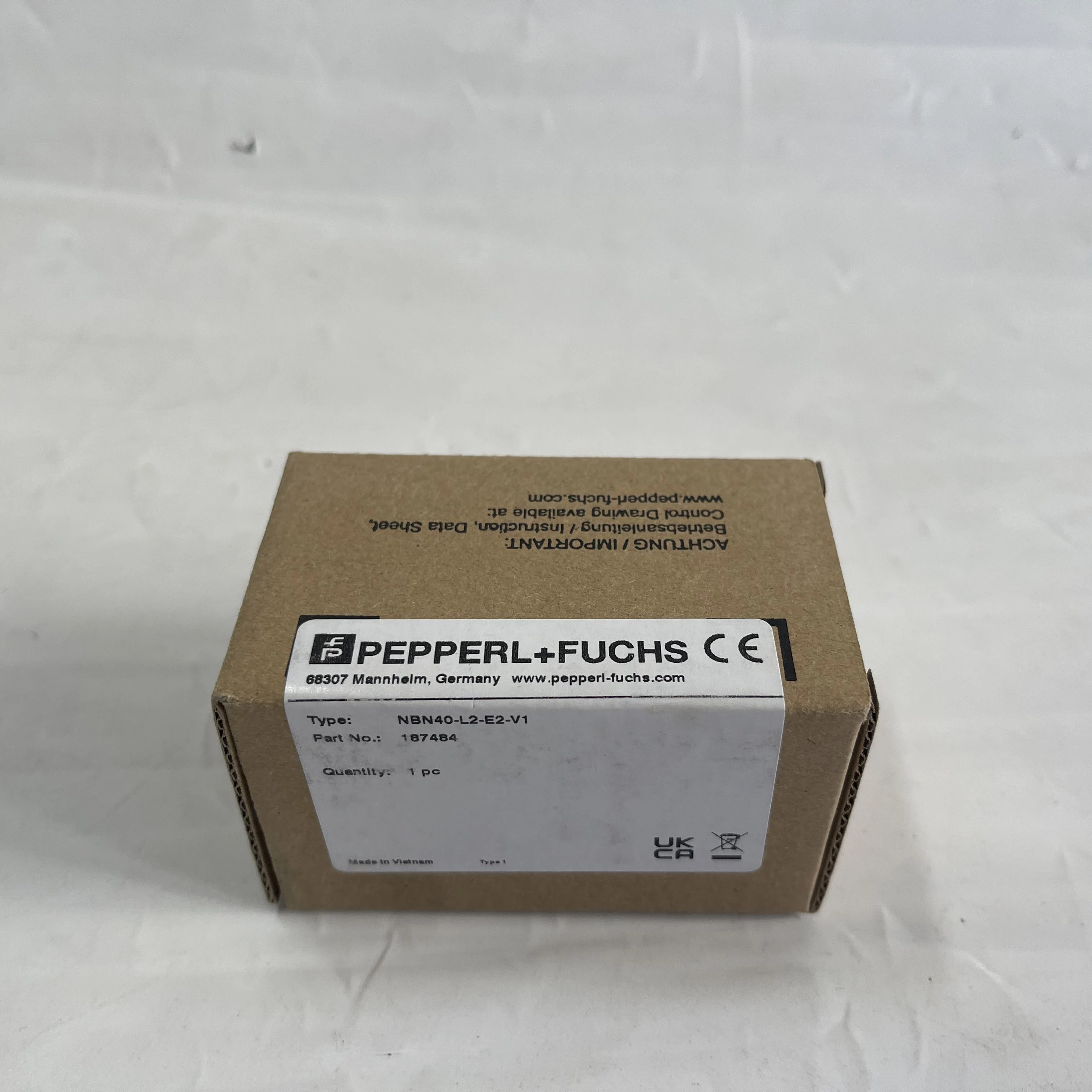 Pepperl+Fuchs Inductive Proximity Sensor NBN40-L2-E2-V1