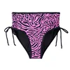 Costume da bagno rosa con stampa zebrata