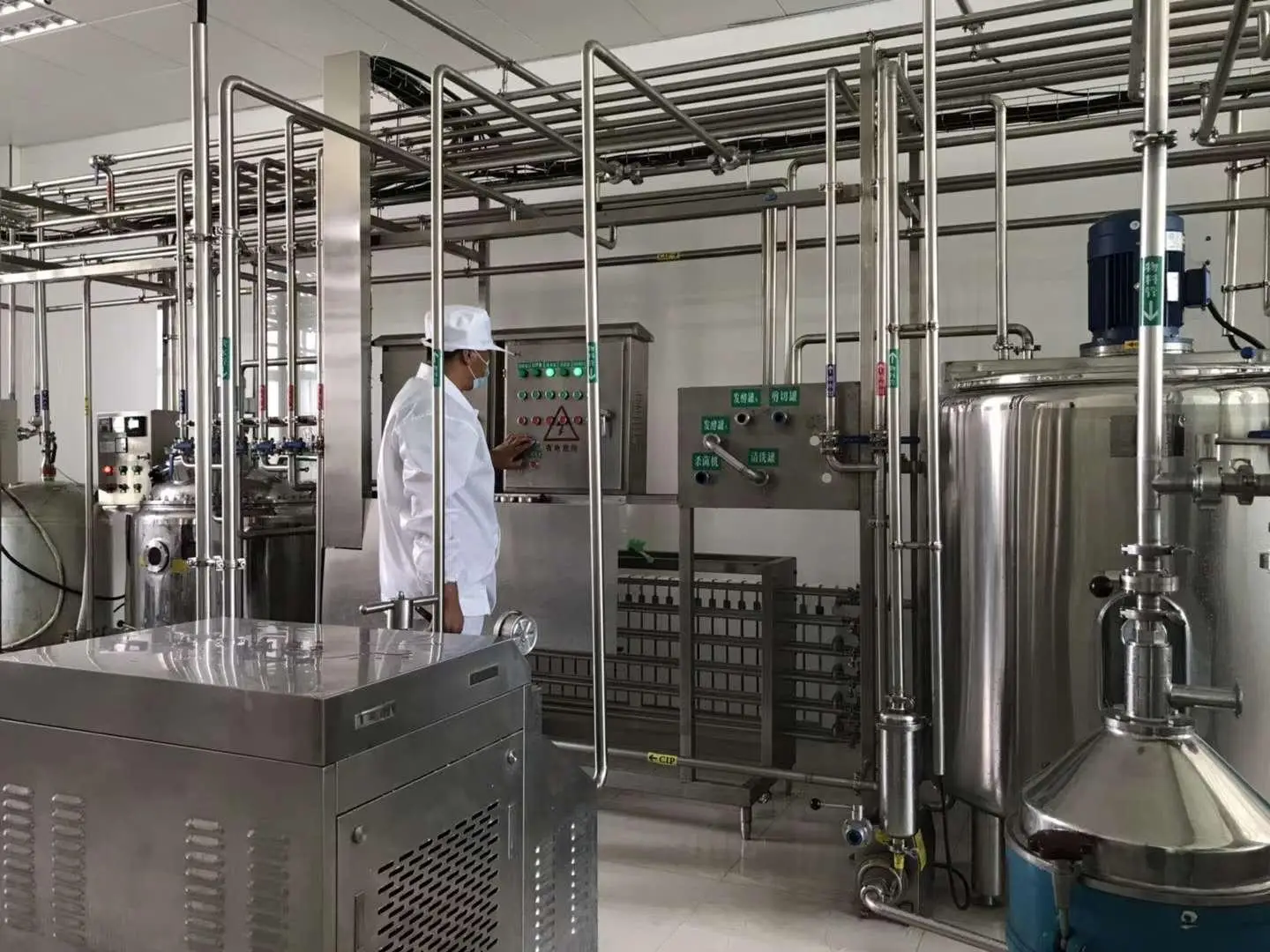 Cheap Factory Price Evaporated Milk Processing Line Plant in Low Price