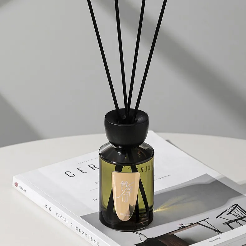 Customizable Scents and Design Reed Diffuser Luxurious Aromatic Diffuser Fragrance Home Decoration