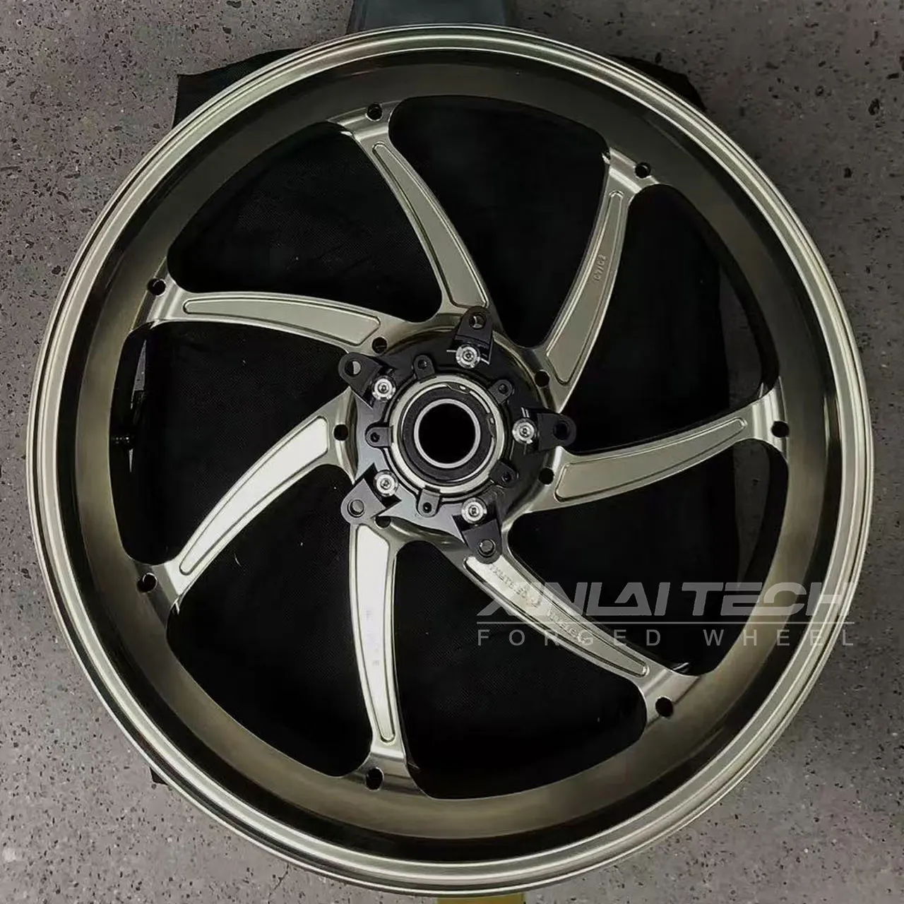 XL Custom Forged Motorcycle Wheels for Yamaha R6 CNC Forged Aluminum Wheels 17 18 Inch Lightweight Anodized Surface Rims
