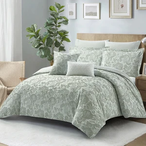 Jacquard Dreamy Flowers Comforter Set 100% Polyester Bedding PVC Factory New 7pcs Duvet Cover Set King Queen Embroidered Home