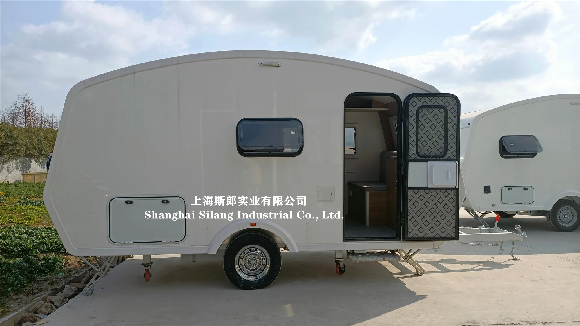 テクノ　キャンピングトレーラー箱付　車おまけ テクノ キャンピングトレーラー箱付 車おまけ 免許不要で牽引