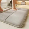 Tapis de salle de bain en mousse à mémoire de forme - Couverture complète avec dossier, gris corail