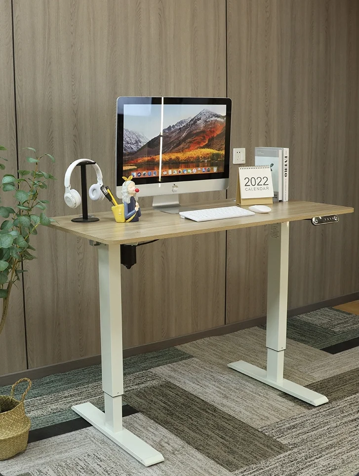 The Desktop Has a Curved Tiger Skin Color Electric Sit Stand